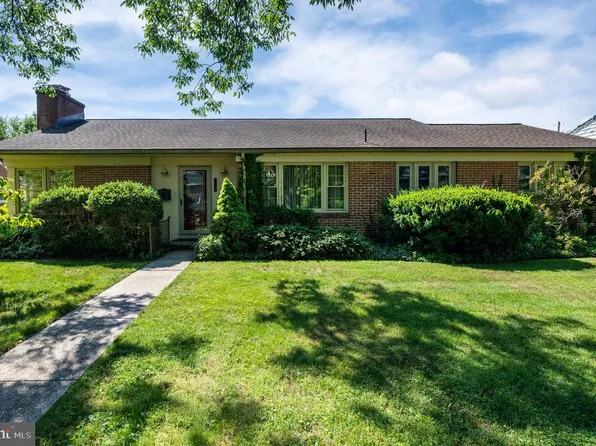 1618 Garfield Ave, Wyomissing, PA 19610