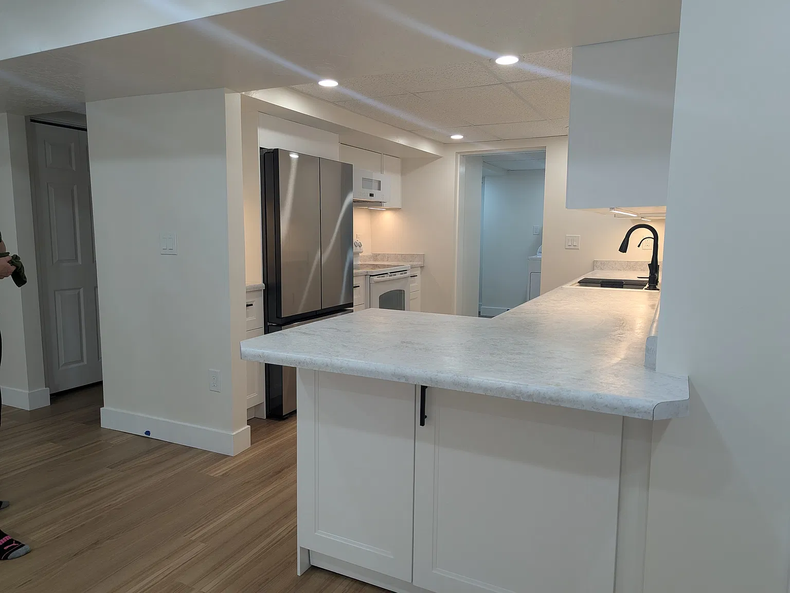 3 bed, $1,950 — Photo 2