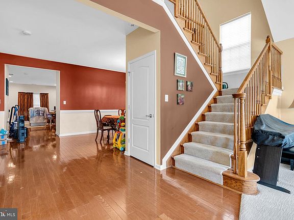 5th image of 143 Tunicflower Ln