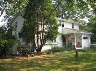 5 Kenneth St, Airmont, NY 10952