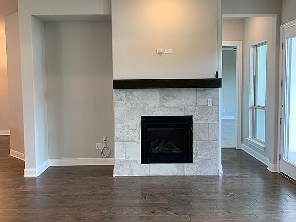 2nd image of 425 Katie Dr