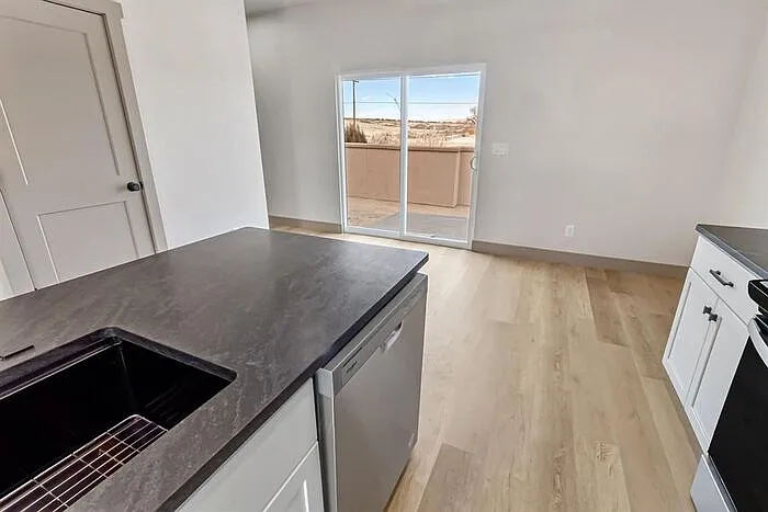 599 Teatro Ct — Photo 7