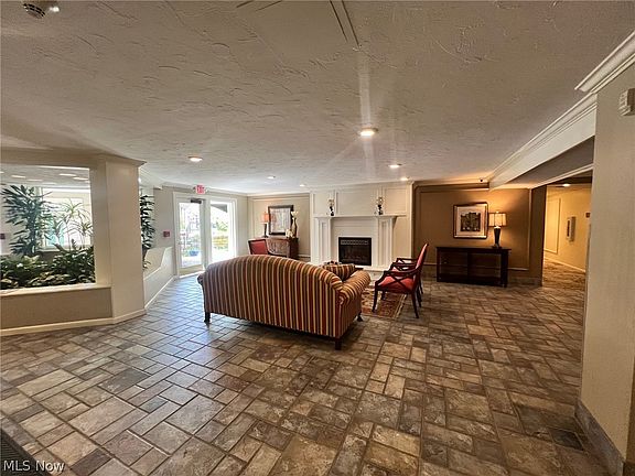 4th image of 800 Brick Mill Run APT 414