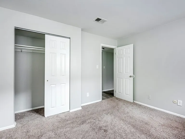 Riverview Place — Photo 56