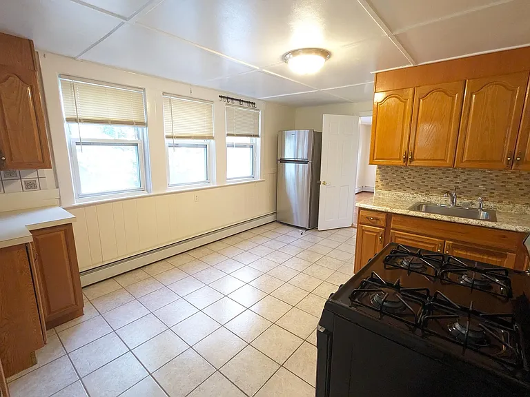 52 Quincy St #2 — Photo 7
