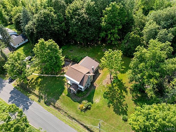 3rd image of 9371 Sly Hill Rd