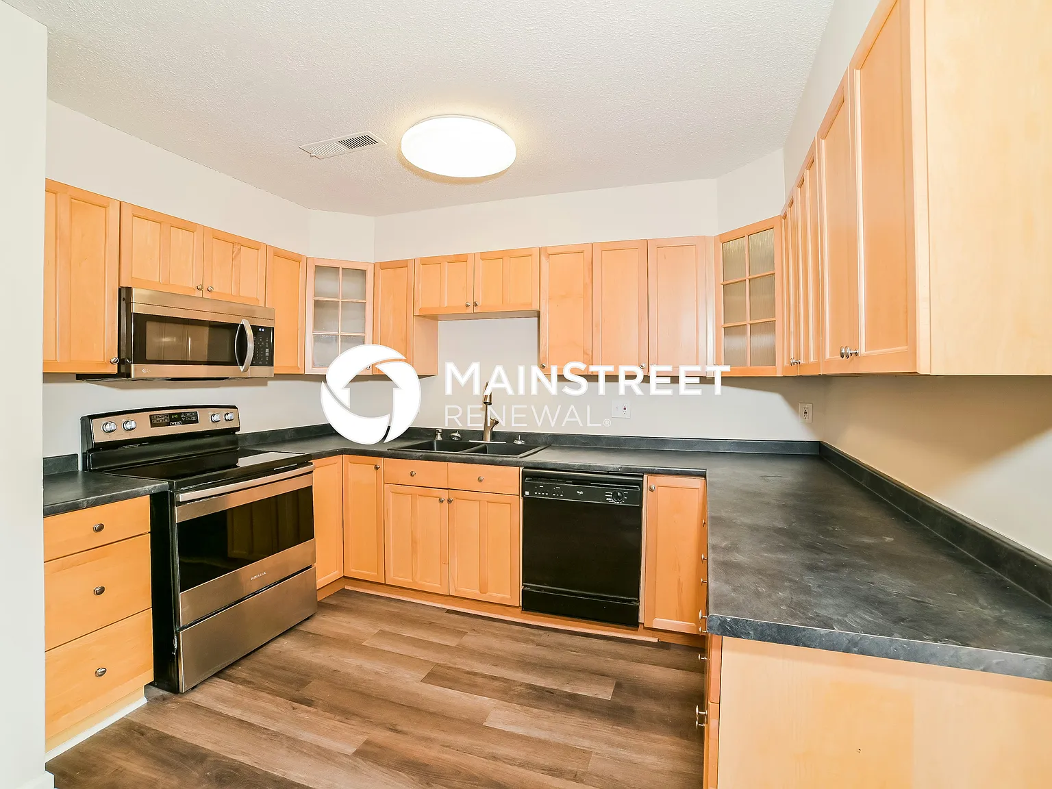 6516 Hunters Glen Dr — Photo 4