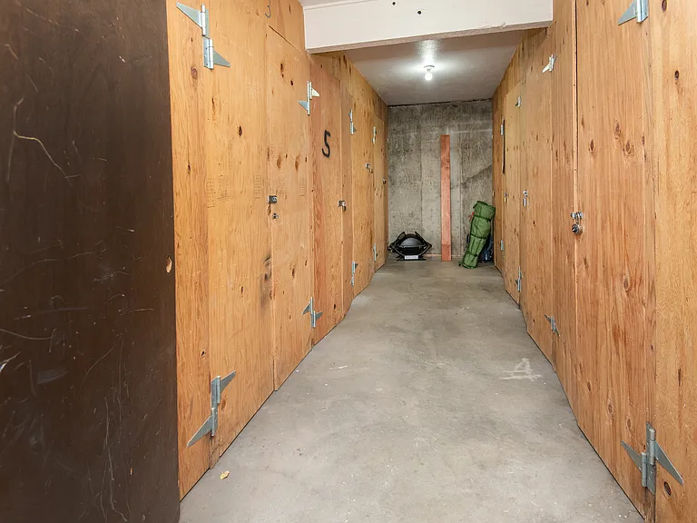 Storage unit in building