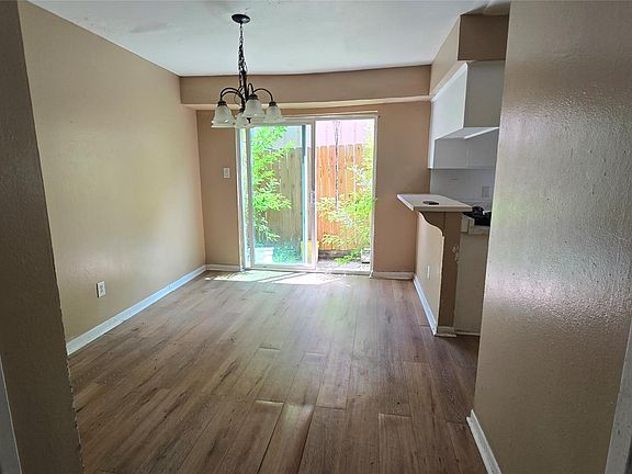 2nd image of 1403 Blalock Rd APT 14
