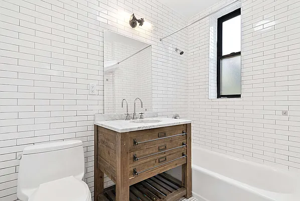 Sold by Compass | media 22