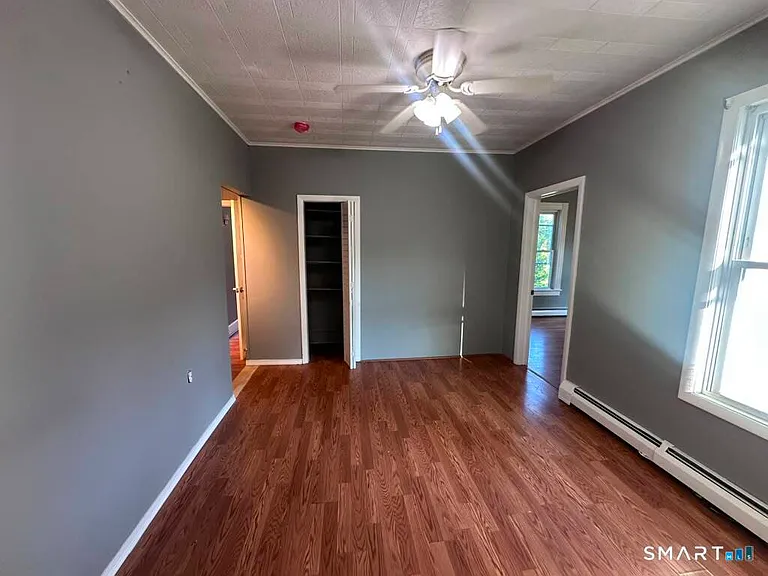 27 Lewis St — Photo 3