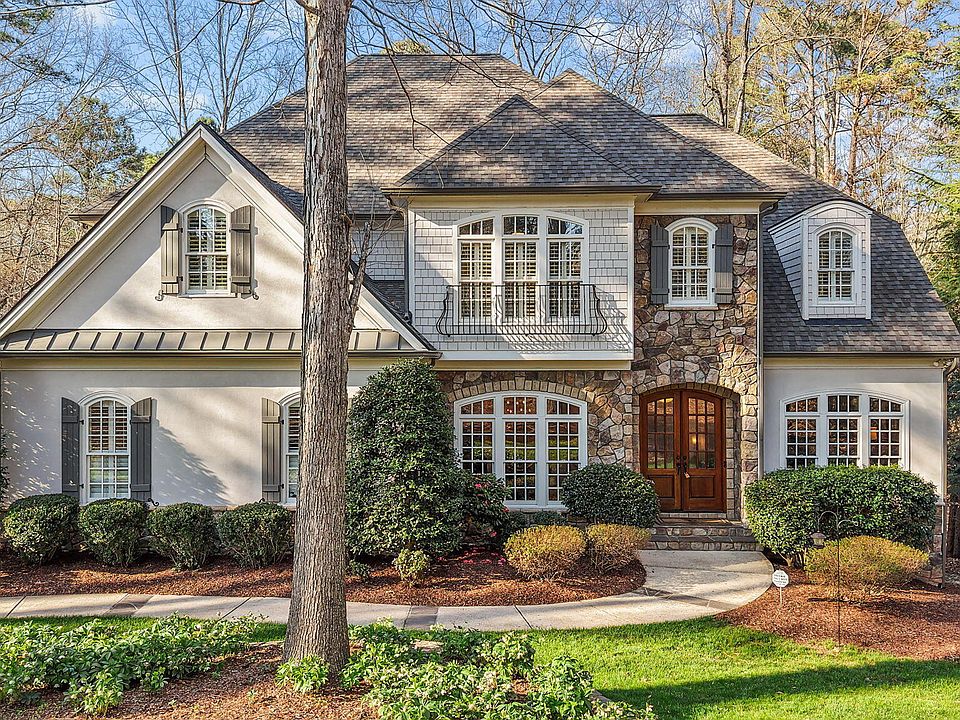 1st image of 1325 Caistor Ln