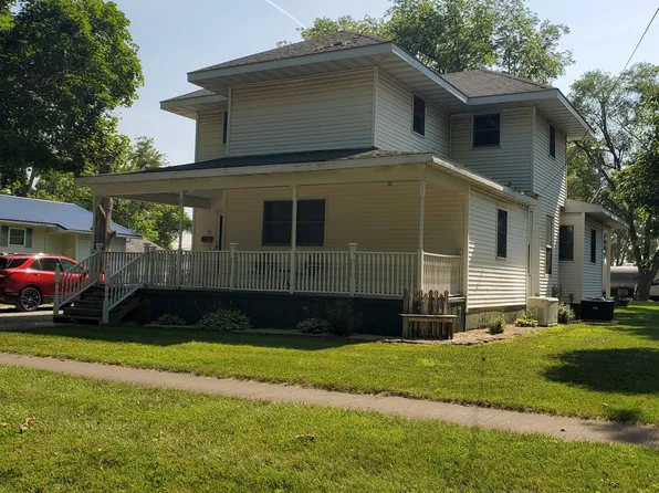 305 N Axtel Ave, Milford, IL 60953