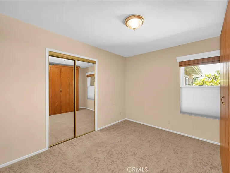 1521 S Dallas Dr — Photo 13