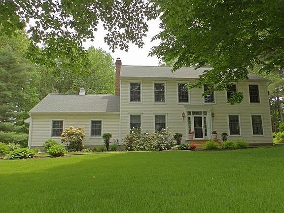 2nd image of 22 Heather Dr