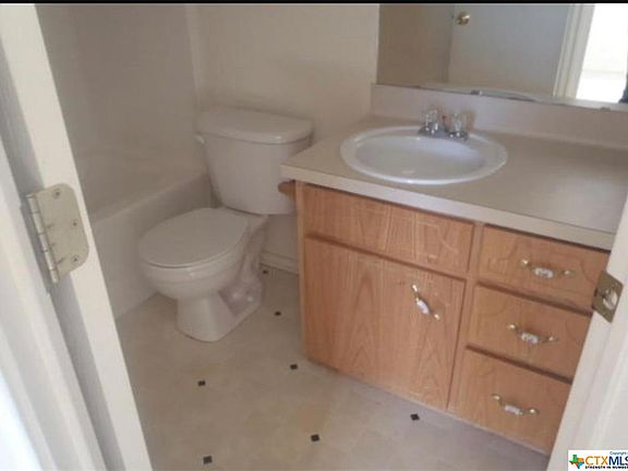 4th image of 4300 Deek Dr APT D