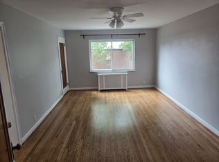 5303 Moeller Ave APT 3, Cincinnati, OH 45212