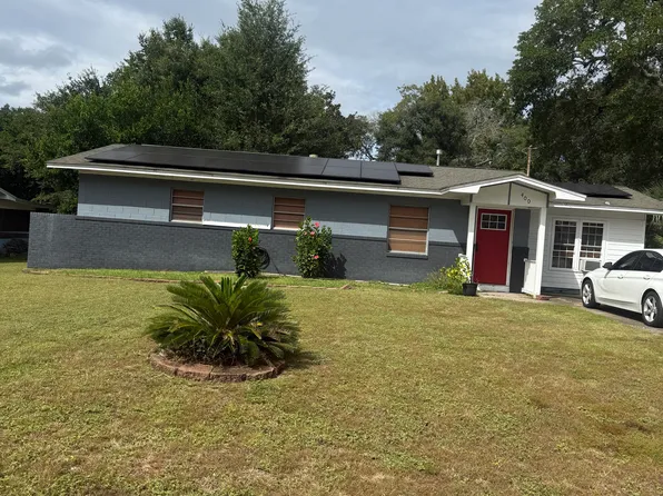 400 Davenport Ave, Valparaiso, FL 32580