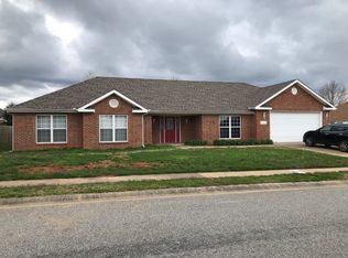 2425 Barnes Cir, Pea Ridge, AR 72751