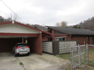 7056 Ky Route 122, Drift, KY 41619