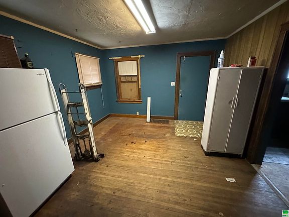 5th image of 12 16th St