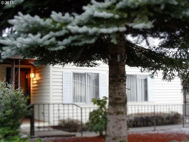 1st image of 14204 NE 10th Ave Unit 18