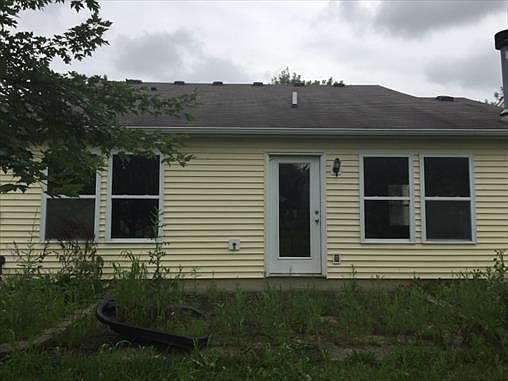 2nd image of 162 Frostwood Ln