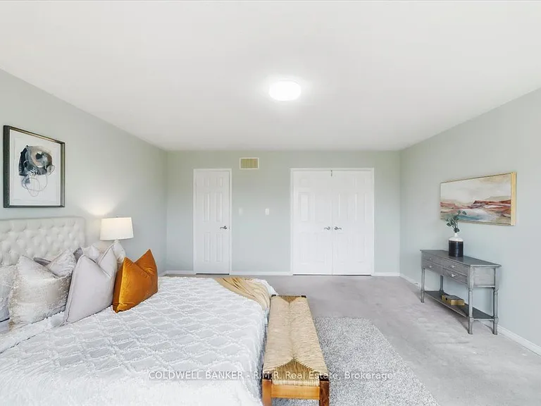 45 Angier Cres — Photo 27