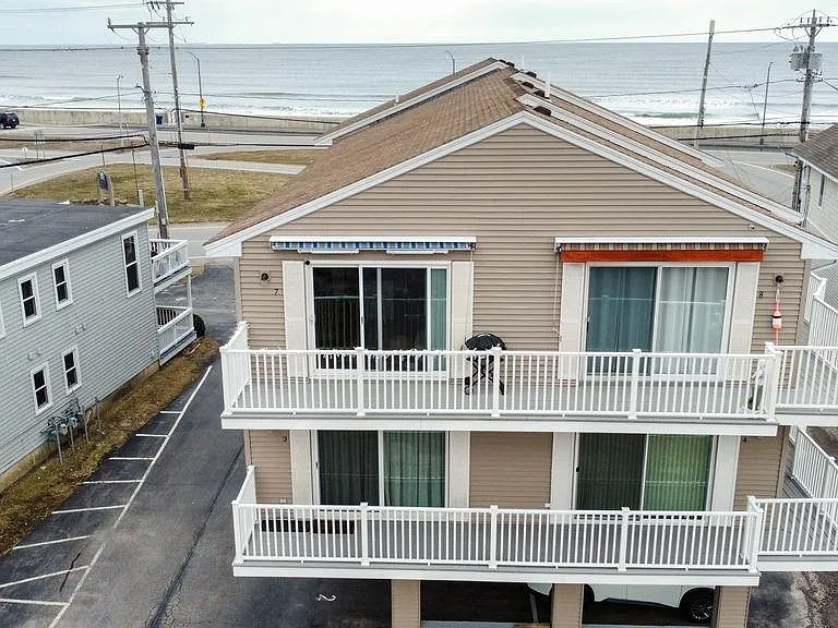 611 Ocean Blvd #3 — Photo 3