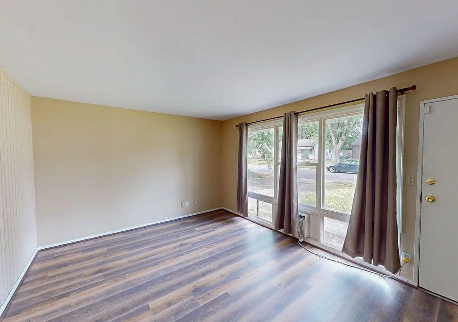 3820 Walmar Drive — Photo 3