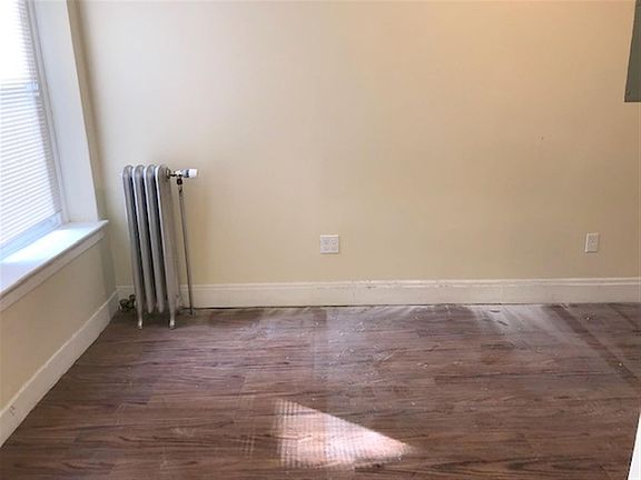 4th image of 5 Craigie Cir #1