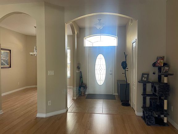 2nd image of 3329 Bennington Ct