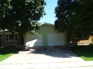 1734-36 Maple Ln, Elgin, IL 60123