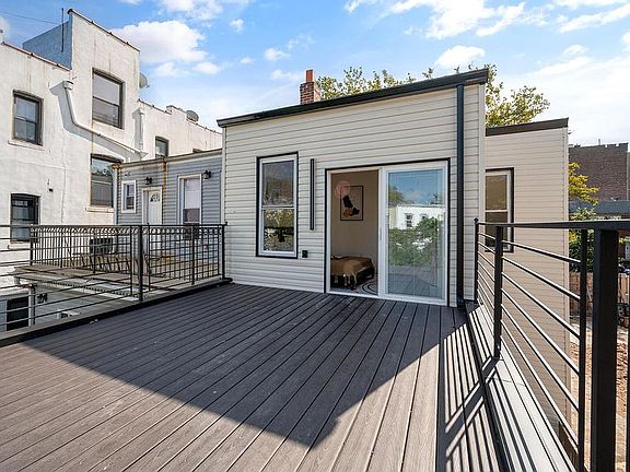 4th image of 427 78th St