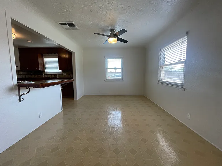 14157 Euclid Ave — Photo 7