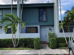 1406 NW 97th Ave, Hollywood, FL 33024