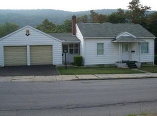 600 Sugar St, Roaring Spring, PA 16673