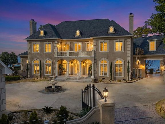 5th image of 180 Lillian St