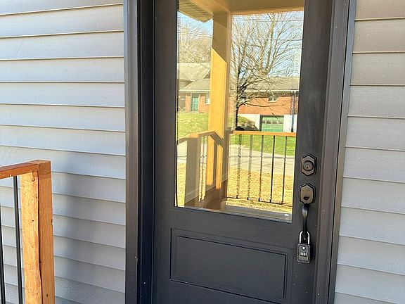 3rd image of 87 Clay Ave