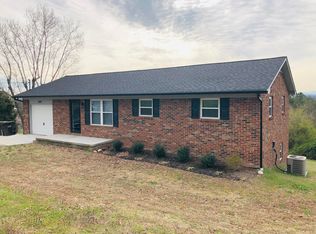 3920 Holland Trl, Lenoir City, TN 37772