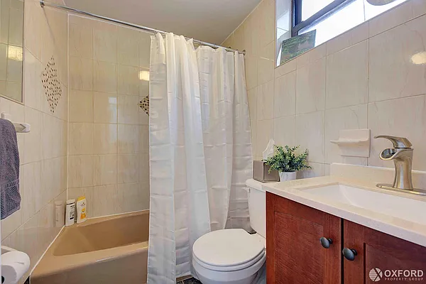 Rented by Oxford Property Group | media 36