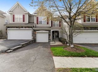 225 Ridge Dr, Pompton Lakes, NJ 07442