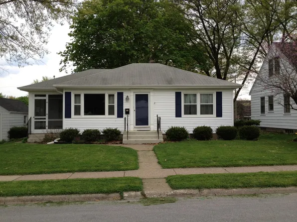 729 Jones St, Bettendorf, IA 52722