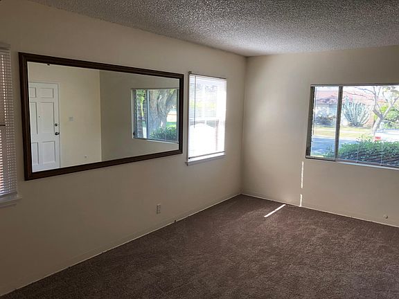 3rd image of 3432 Newton St