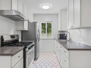 6645 Farmdale Ave #102A, North Hollywood, CA 91606