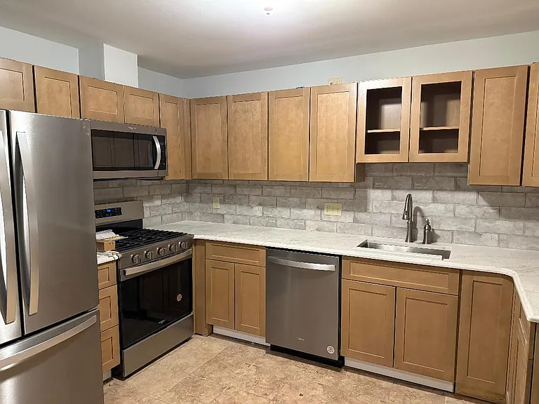 169 Mountain Ave #2 — Photo 5