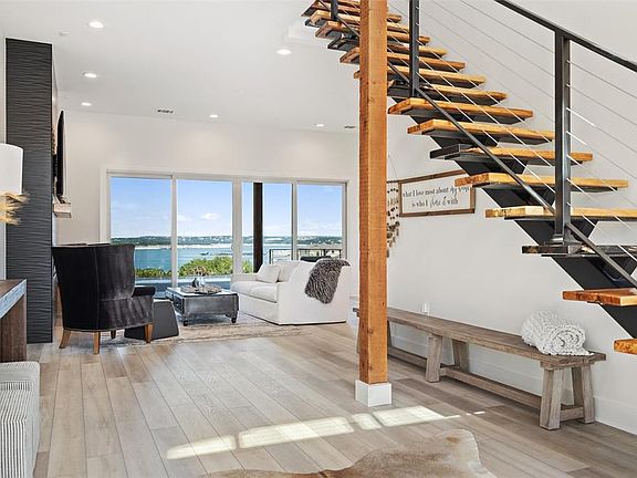 5th image of 18104 Cedar Sage Ct