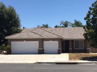40564 Symphony Park Ln, Murrieta, CA 92562