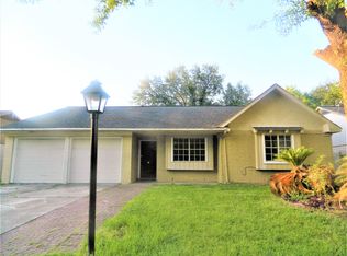 8527 Riptide Dr, Houston, TX 77072