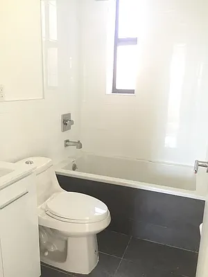 Rented by Lang Realty LLC | media 9